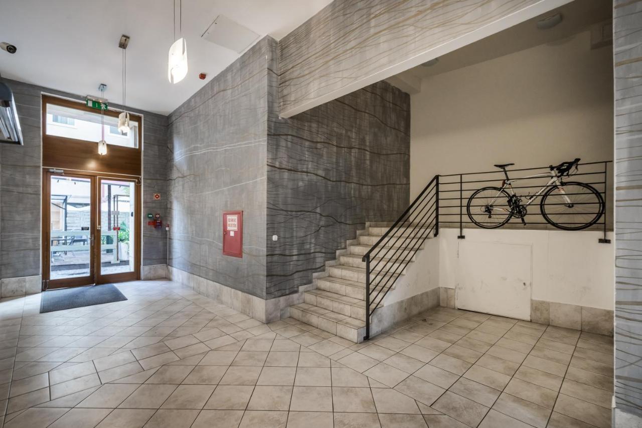 Bpr Timber Loft Home With Balcony Budapest Eksteriør billede